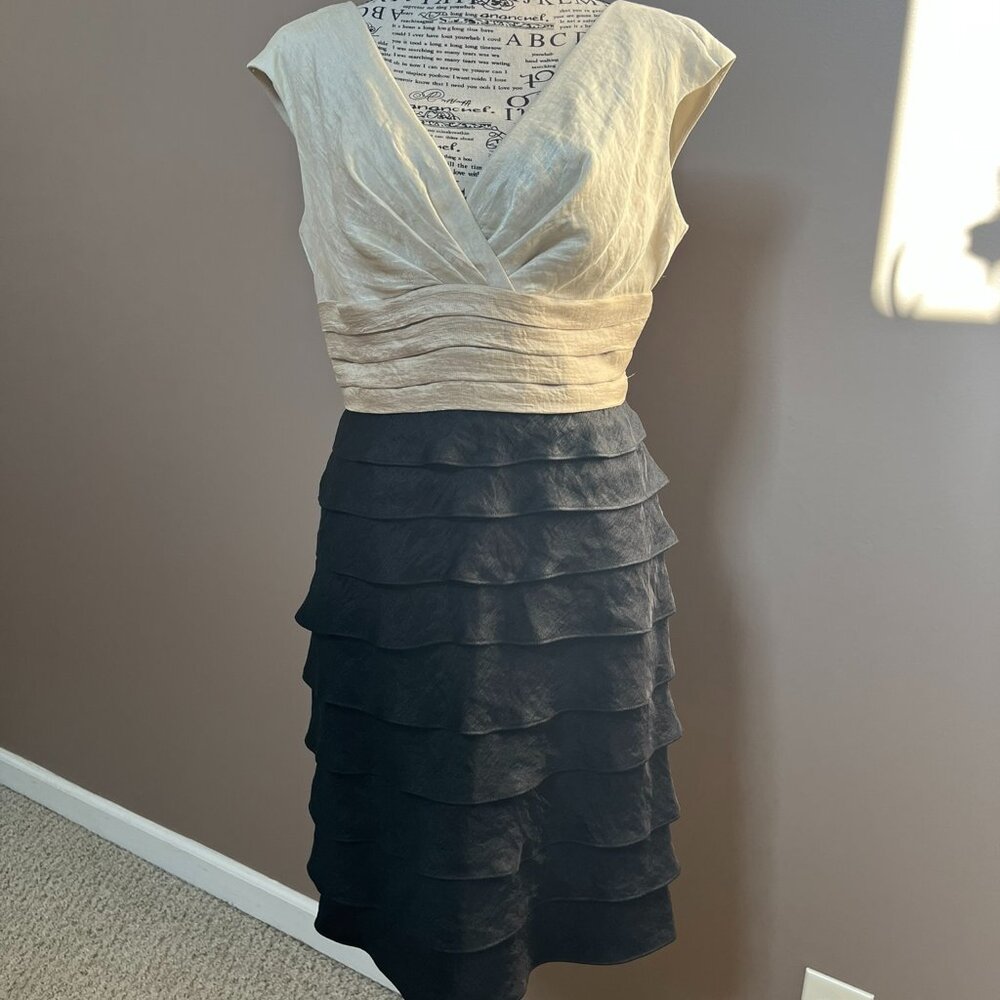 London Times Shutter Pleat Sleeveless Dress, Size 6